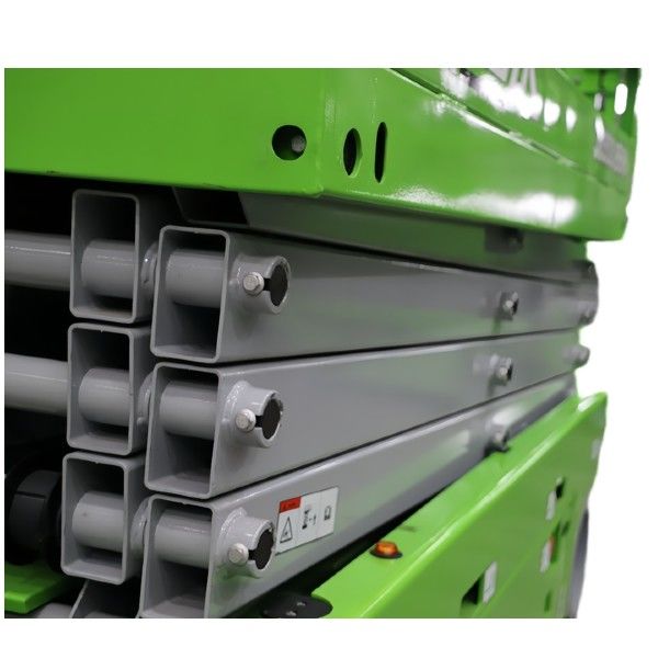 Wind Speed 12.5m/s Self Propelled Scissor Lift Maximum Platform Height 8.1m